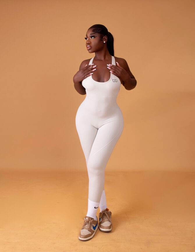 AMELIA CUT OUT BACK JUMPSUIT