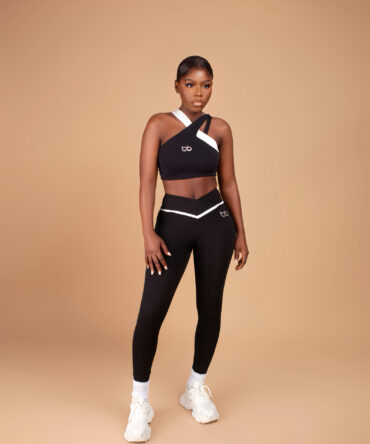 HARPER SET - Large: UK 14-16, Black